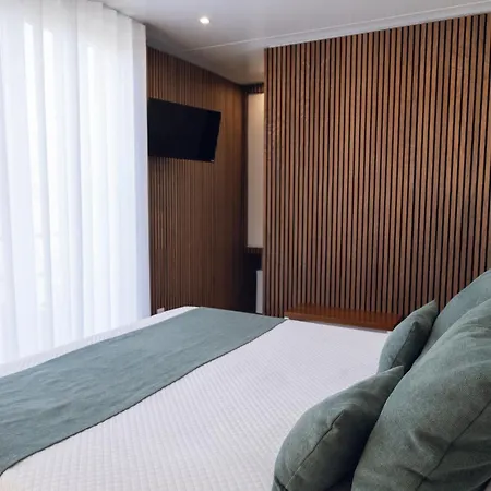 Quinta Da Portela Douro 4* アルママール