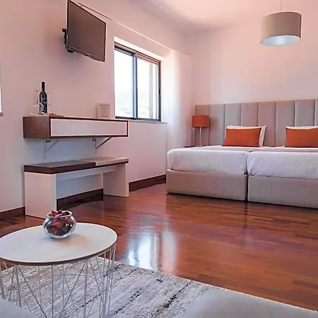 Quinta Da Portela Douro فندق مبيت وإفطار 4*