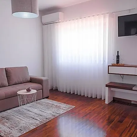 فندق مبيت وإفطار Quinta Da Portela Douro 4*