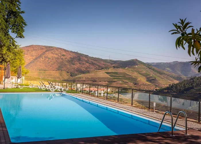 Quinta Da Portela Douro Bed & Breakfast 4*