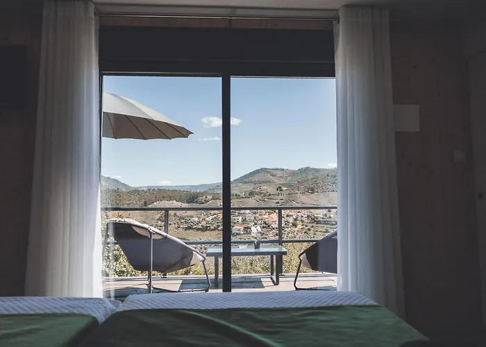 Quinta Da Portela Douro Alojamento de Acomodação e Pequeno-almoço 4*