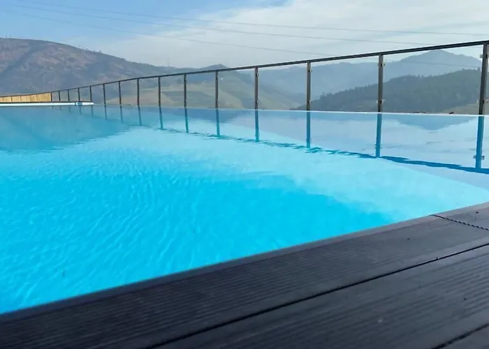 Alojamento de Acomodação e Pequeno-almoço Quinta Da Portela Douro Armamar